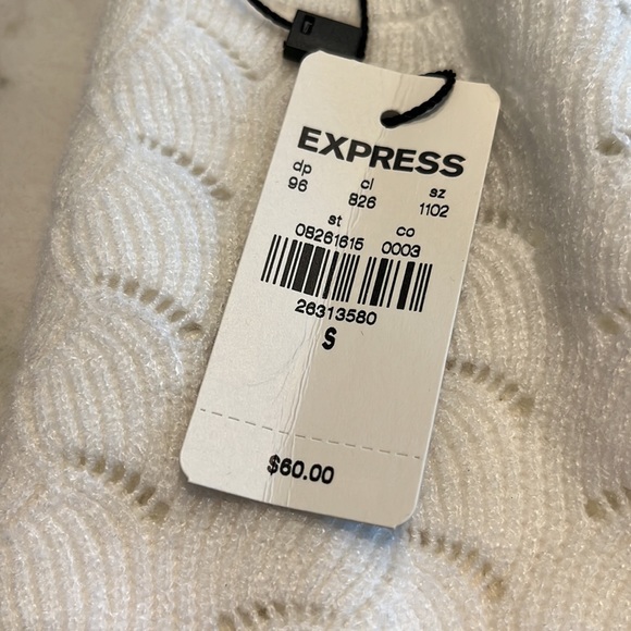 White sweater - Picture 4 of 4